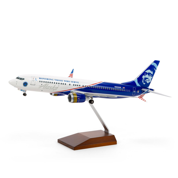 1/100 Scale Skymarks 737-8 Max Honoring Those Who Serve