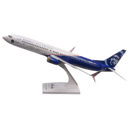 1/130 Scale Skymarks 737-900 Honoring Those Who Serve